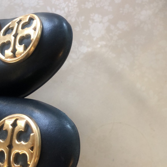 Tory Burch Chelsea Logo Medallion Wedge Size 9 - Picture 9 of 13